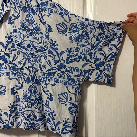H&M blue and white women’s print cropped top size XXL - Picture 3 of 8